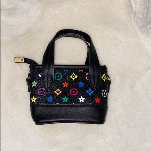 Boutique Louis Vuitton handbag
